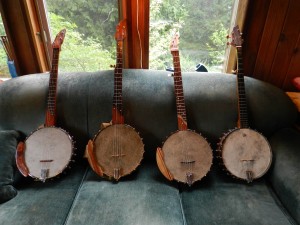 4 homemade banjos 004